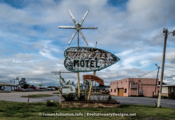 Random Picture of the Week #60: Monterey Motel in Chouteau, Oklahoma