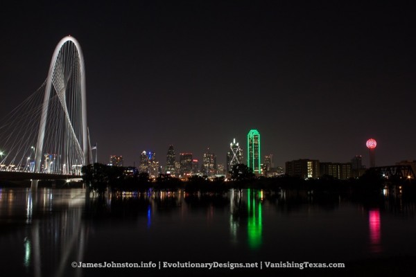 Random Picture of the Week #66: The Swollen Trinity River at the Margaret Hunt Hill Bridge Shot at Night