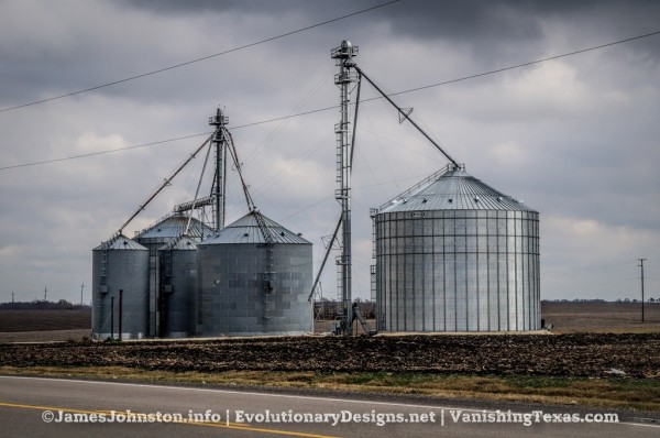 Random Image of the Week #54: Grain Elevators and Grain Silos Near Frost, Texas