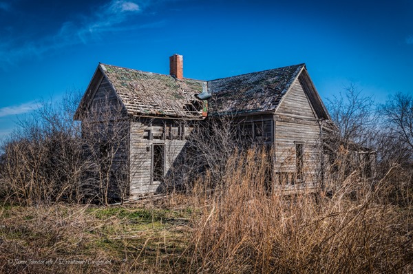 Abandoned Farm House Near Italy, Texas