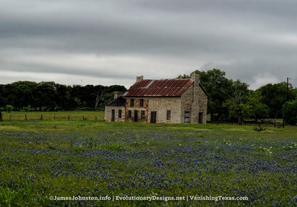 Bluebonnet House in Marble Falls, Texas